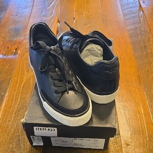rag & bone sz 9 RB Army Low Black Leather Low-Top Sneakers with White Sole NIB